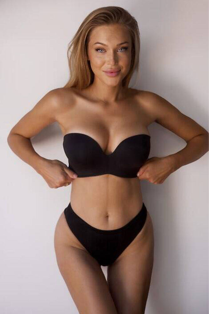 Un sujetador para una fiesta o para un vestido elegante 