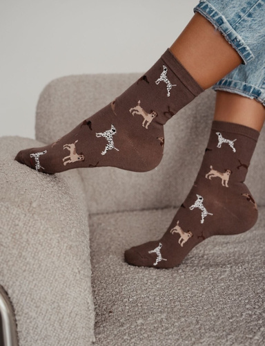 Calcetines de algodón para mujer Milena 0200-199 cappuccino-Patrón de perro, Alta comodidad, Ajuste perfecto, Todos los días