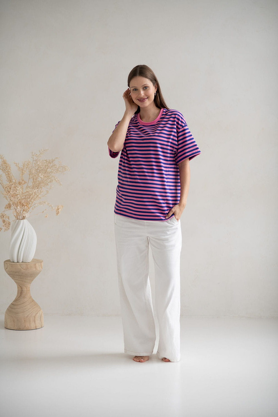 Camiseta de maternidad y lactancia Mamahood Milk&Love a rayas rosas y azules - cómoda y elegante