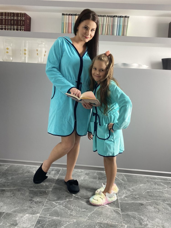 374 / 375 Albornoz infantil Desiree - menta