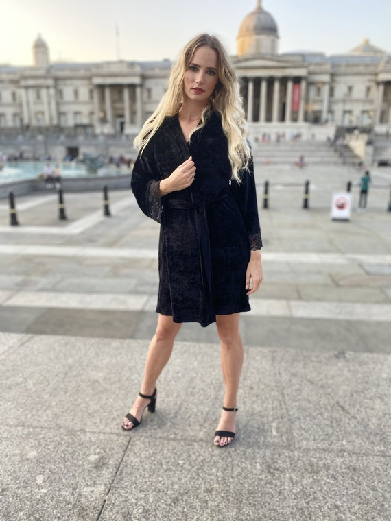 457 Bata corta de mujer Milagros - negra