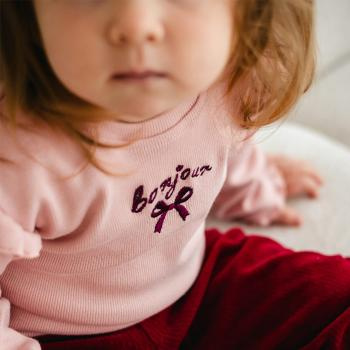 Fluffy Tails Eevi blusa acanalada para bebé - rosa, con volantes en los hombros