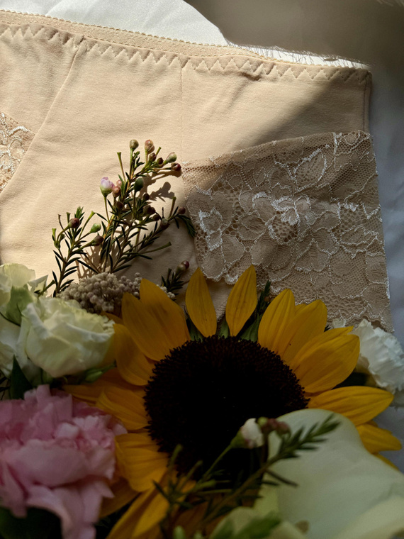 530 Iness Braga alta De lafense - beige