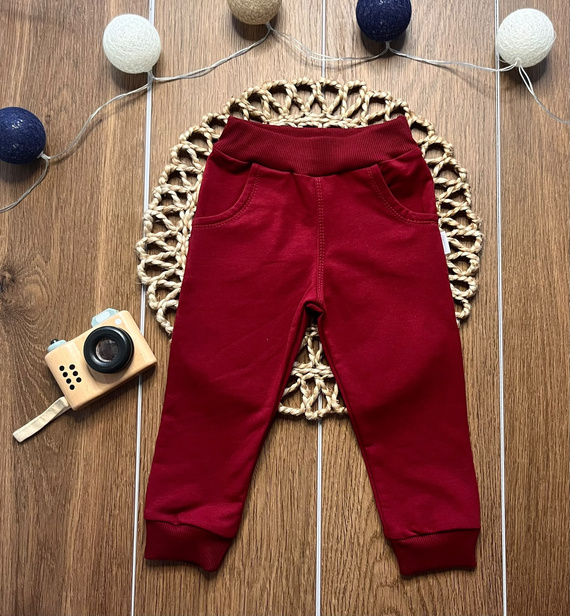 Pantalones deportivos infantiles Mamatti SD020 de algodón con bolsillos y puños burdeos