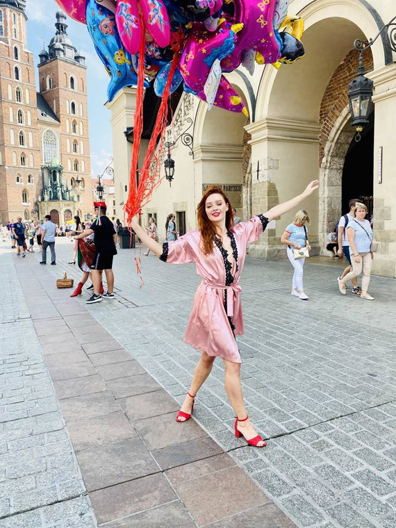 929 Kleoree Albornoz de señora De Lafense - rosa