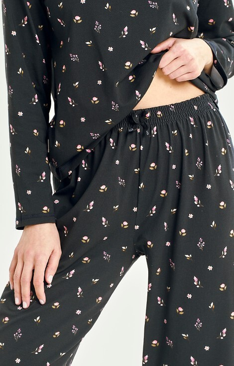 3440 Mina Pijama de mujer Taro azul marino - algodón floral, manga larga