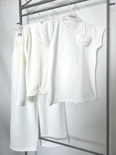 Blusa niña Róża Bambarillo jersey con rosa de tul elegante