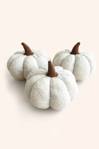 Almohada decorativa boucle calabaza Spod Igły i Nitki - blanco, decoración de otoño y Halloween