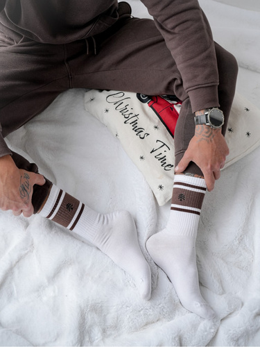 1290.040 Prążek con árbol de Navidad – calcetines navideños para hombre Milena, blanco