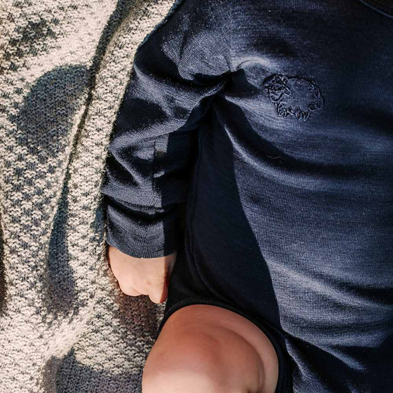 Body merino Eevi azul marino - 100% lana merino, termorregulador