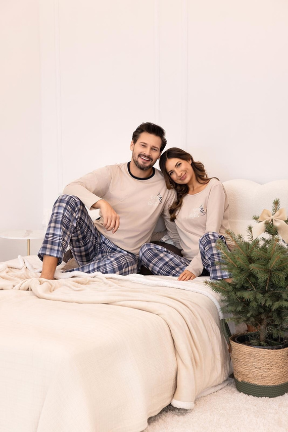 Pijama de señora Regina 743 beige-algodón, largo. manga, estampado, pantalón de cuadros