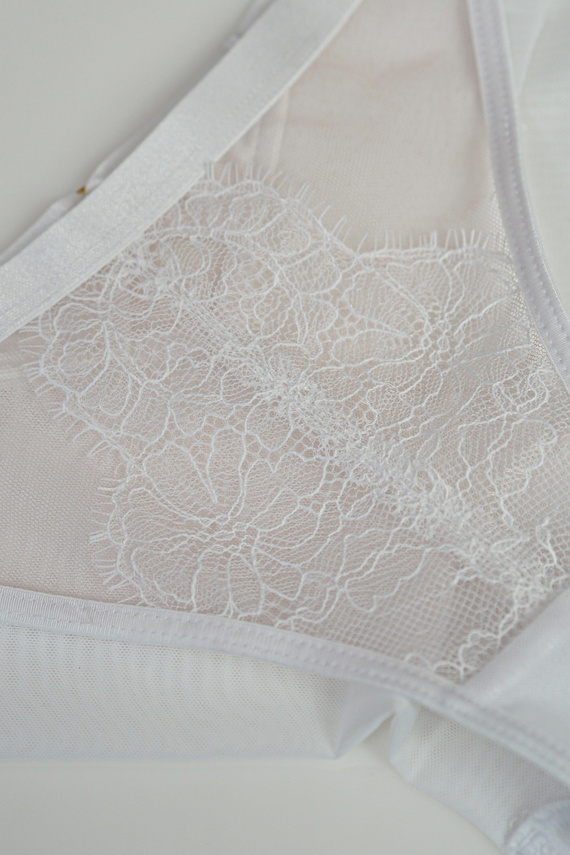 Mediolano Pure 19260 bragas brasileñas blancas de encaje para mujer elegantes