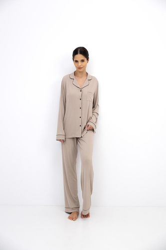 Sensis Novara Cappuccino pijama de viscosa para mujer con botones