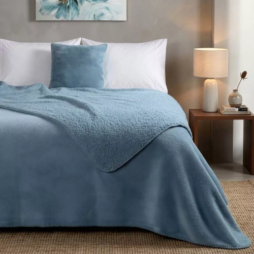 Colcha decorativa Nina Eurofirany azul claro 170x210 de felpa suave 240 g/m²