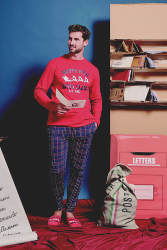 Pijama Gioew Sorbetto rojo para hombre - festivo, a cuadros, cómodo y con estilo