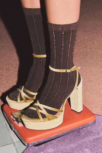 Gabriella Liva 1262 calcetines de mujer 50 DEN rayas con brillo 3D chocolate