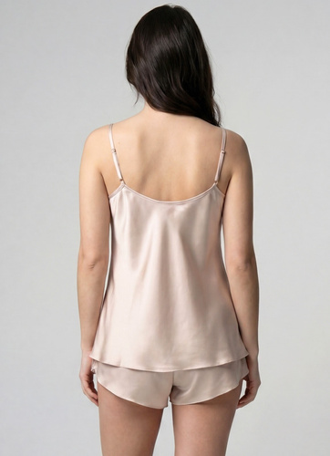 Unikat Beja conjunto pijama beige satén ligero elegante cómodo