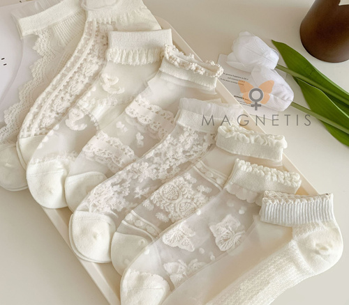 Calcetines mujer algodón Magnetis CC-251106 ecru con motivo