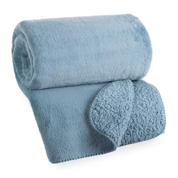 Colcha decorativa Nina Eurofirany azul claro 170x210 de felpa suave 240 g/m²