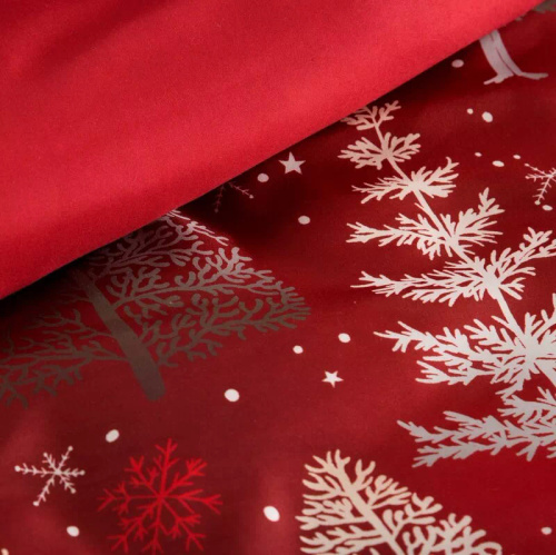 Ropa de cama navideña Rubin en microfibra Eurofirany árbol de Navidad rojo blanco- suave, ligera y fácil de cuidar, con cremallera