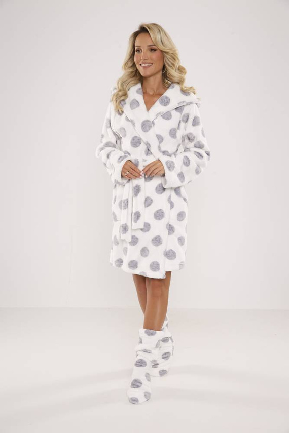 323 Bata Dots Forex - crudo