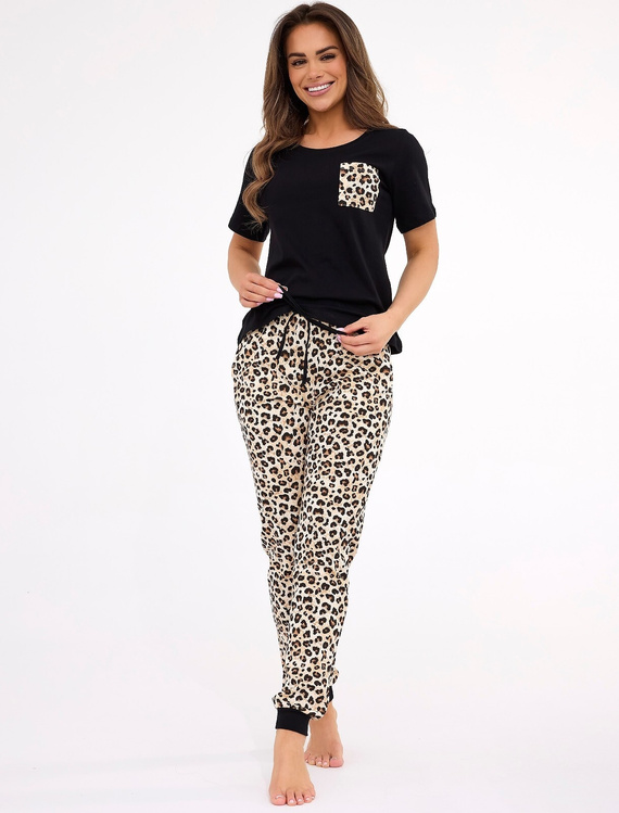 730/440 Pijama de mujer Panther negro Cornette - elegante, cómodo, marca polaca