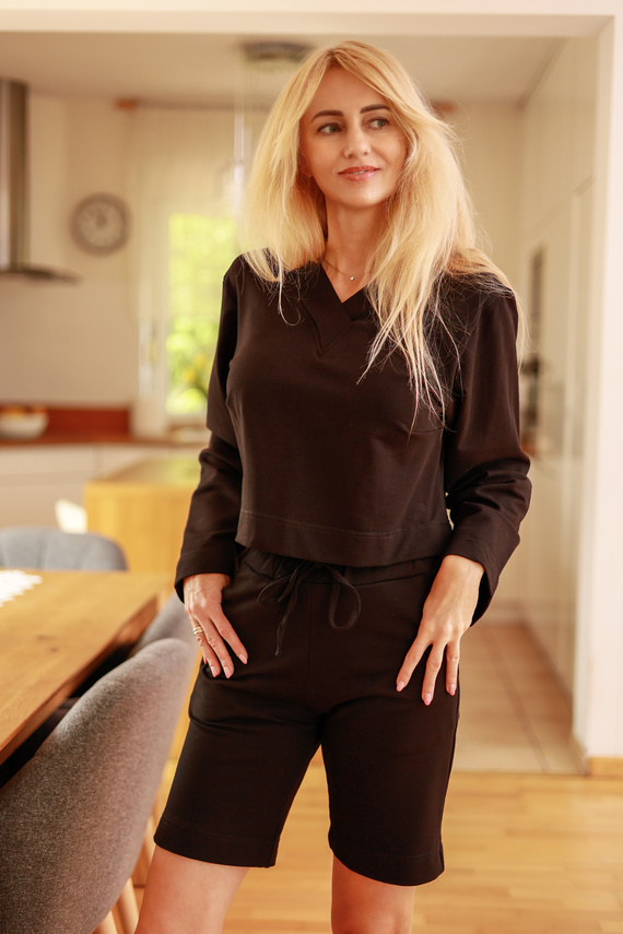 Diego - conjunto mujer: blusa + short, 95% algodón 5% elastano | marca polaca Mirale - negro