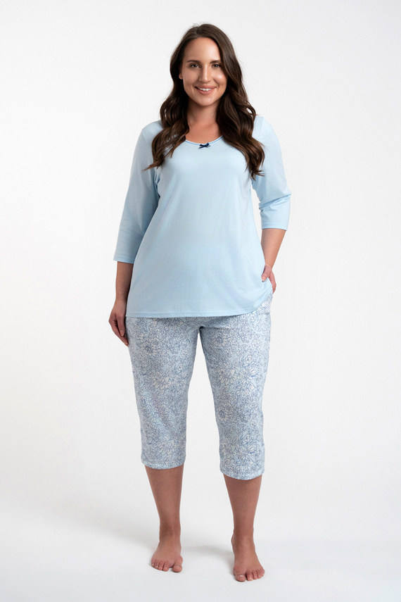 Salli Pijama de mujer manga 3/4 y pantalón 3/4 Moda Italiana -azul/estampado