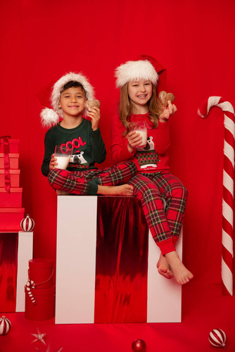 Pijama para niños Tess Italian Fashion - rojo/estampado