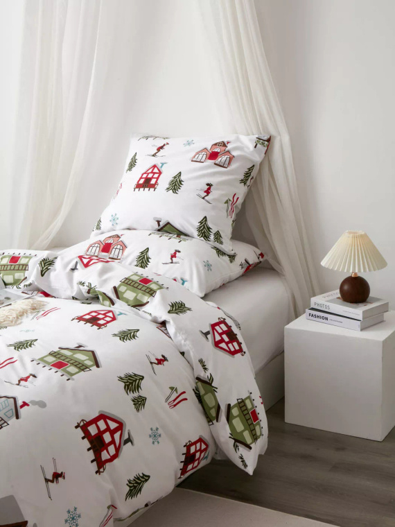 Ropa de cama de satén de algodón de Navidad de esquí Spod Igły i Nitki blanco rojo verde - elegante y suave