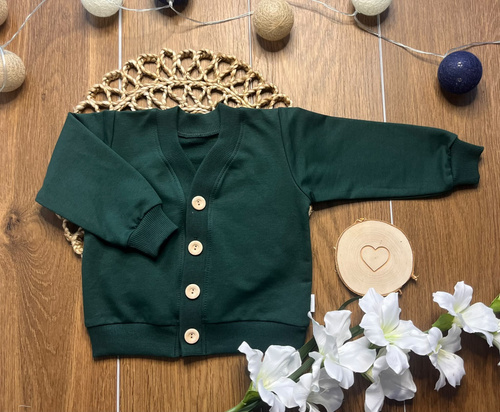 Kardigan infantil Mamatti MD019 de algodón verde con botones de madera