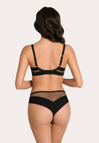 K 881 Gisel Braga brasileña Gorsenia negra