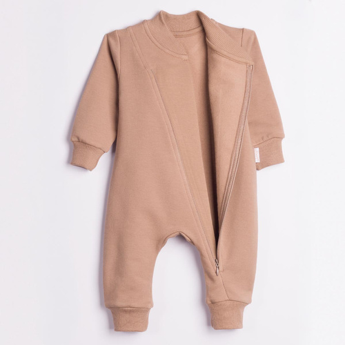227271 Nicol BENEK Pijama de chándal + botitas para bebé marrón