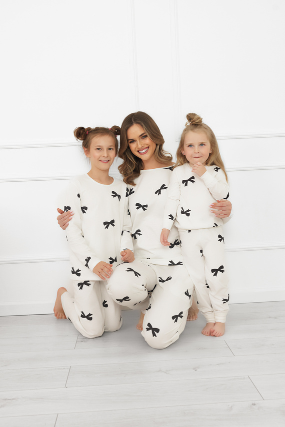 Pijama niña Fiocca- crudo, algodón, manga larga y pantalón Moda Italiana