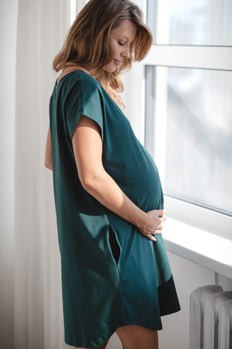 Camisón parto y lactancia Born of Love Milk&Love con botones green