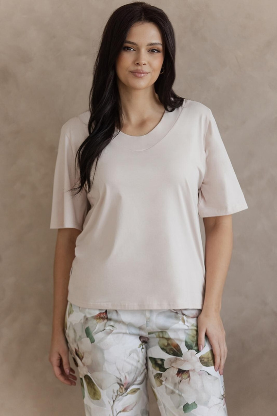 Pijama 3567 Aphrodite Taro beige- Pijama de mujer de algodón con estampado floral, manga 7/8