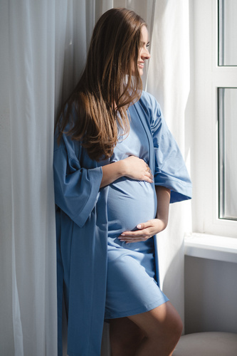 Milk&Love bata de maternidad azul - algodón con elastano, cómoda, manga 7/8