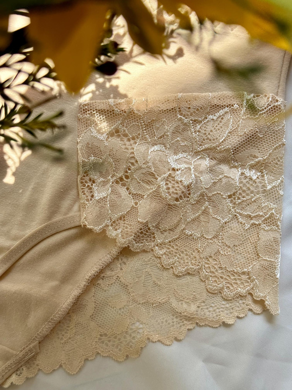 530 Iness Braga alta De lafense - beige