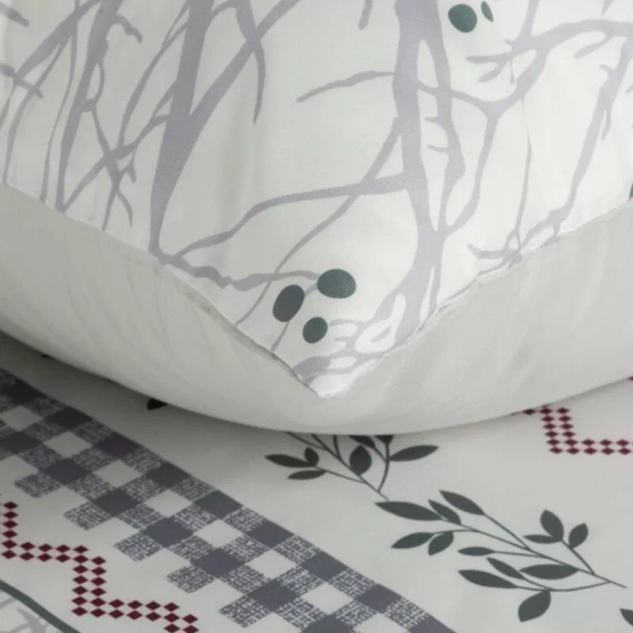 Ropa de cama navideña Glow Eurofirany crema con renos microfibra cremallera