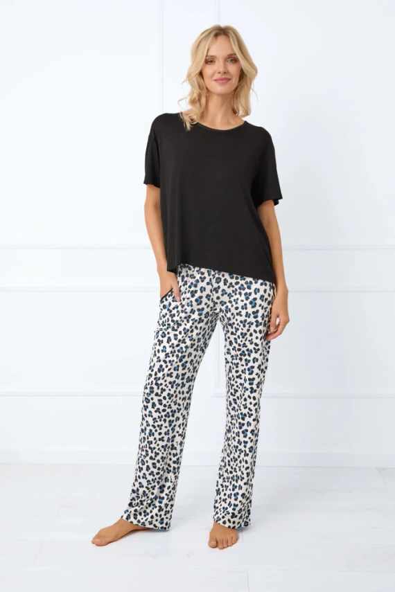 Savanna Pijama de señora manga corta, pantalón largo Moda Italiana