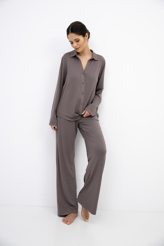 Sensis Lyra Mocca pijama larga de viscosa para mujer con botones