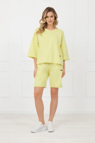 Pantalones cortos de mujer Kaori Italian Fashion amarillos