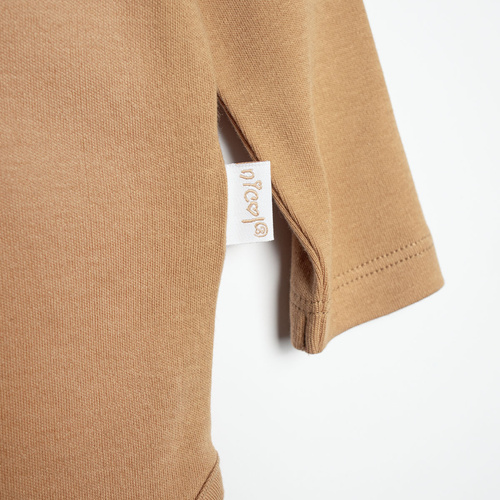 Nicol Olo 222100 body para bebé con manga larga en color caramelo