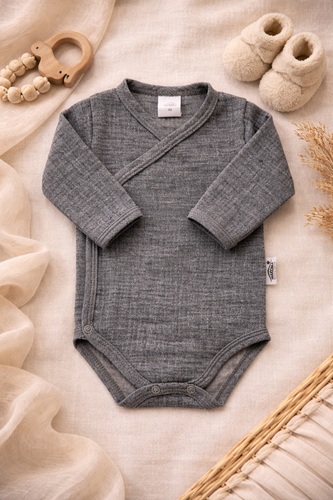 Body de muselina Just Muslin 03235N Makoma azul marino - manga larga, cierre de sobre, 100% algodón