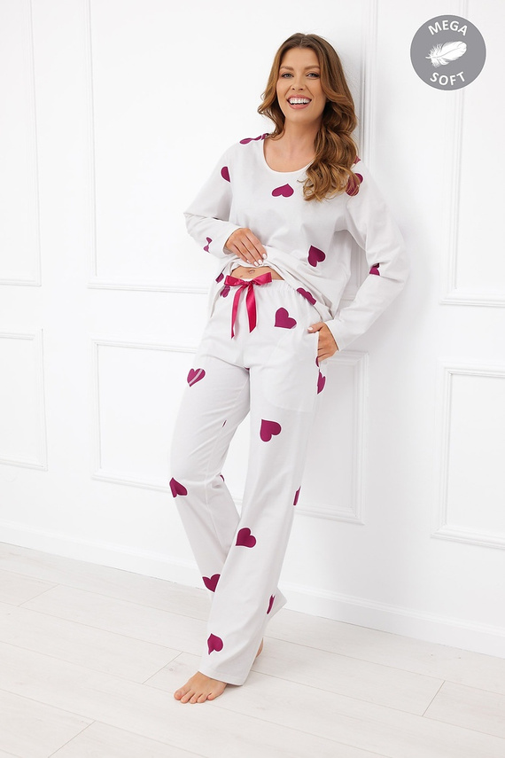 Italian Fashion Kioga Pijama mujer Mega Soft larga ecru con corazones burdeos