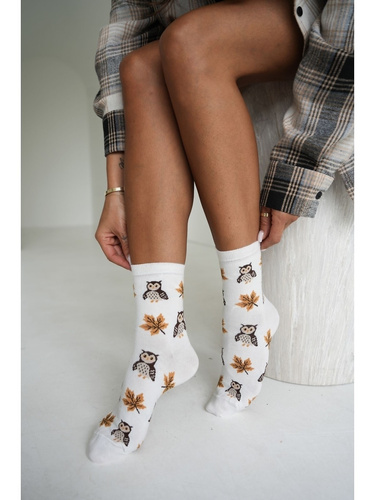 Milena 0200-267 calcetines de mujer de algodón con búhos y hojas en color ecru