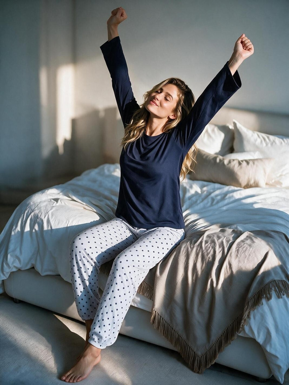 Luna 1310 Pijama larga de mujer 100% algodón Pantalones con lunares azul marino