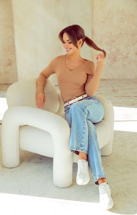 Eleonor Eldar Active beige -blusa para mujer en viscosa acanalada, manga larga