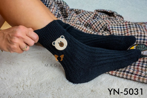 YN5031 Osito Caliente calcetines de las mujeres Magnetis rayas negro con bordado
