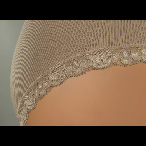 Braguitas mujer Sesto Senso 6108 encaje sin costuras elásticas beige